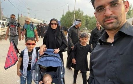 عکسی از آقای وزیر و خانواده‌اش در راهپیمایی اربعین