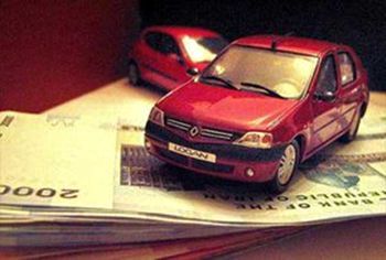 
ادامه دار بودن کاهش قیمت خودرو در بازار
