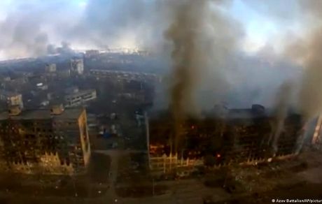 کشتار غیرنظامیان توسط روسیه ادامه دارد / بمباران یک تئاتر  و گلوله باران منازل