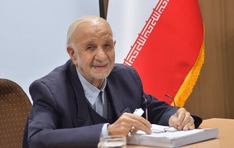 فارغ‌التحصیلی دانشجوی ۹۲ ساله از دانشگاه ارومیه