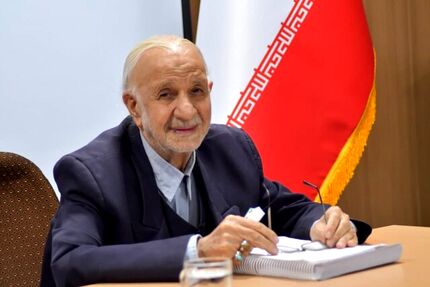 فارغ‌التحصیلی دانشجوی ۹۲ ساله از دانشگاه ارومیه