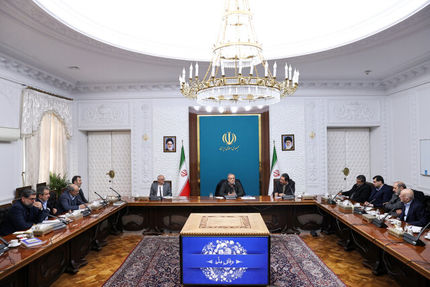 رئیس جمهور: تمام تمرکز و تلاش ما این است که صنعتگران و تولیدکنندگان در تصمیم‌گیری‌ها سهیم باشند