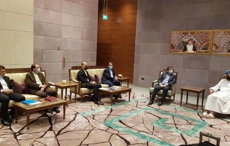 تأکید بر توسعه روابط اقتصادی و بانکی ایران و عمان