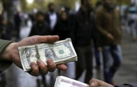 دلار بالاتر از مرز روانی ایستاد/ یورو ۱۲.۶۰۰ تومان