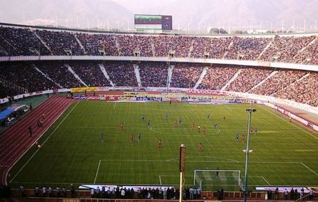 لیگ برتر فوتبال با تماشاگر می‌شود