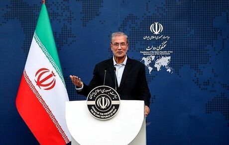 توضیحات سخنگوی دولت درباره تبادل زندانیان، درخواست آمریکا برای مذاکره با ایران، تعیین حداقل حقوق بازنشستگان و تأخیر در برگزاری جلسه سران قوا