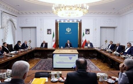 تأکید رئیس جمهور بر ضرورت رفع موانع پیش‌روی سرمایه‌گذاران در تولید انرژی‌های پاک و بهره‌گیری از فناوری‌های نوین در زمینه تولید برق