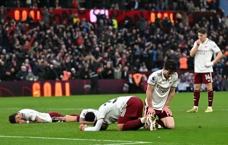 صعود آستون ویلا به رده دوم لیگ برتر انگلیس با شکست دادن آرسنال آرتتا