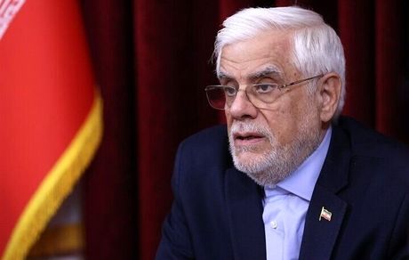 عارف: آنانکه سوخت به هواپیماهای ما ندادند حالا دنبال مذاکره هستند