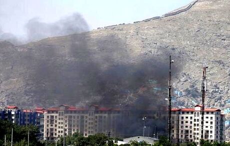 ۲۲ شهید و ۳۲ زخمی ماحصل انفجار در بزرگترین مسجد شیعیان مزارشریف