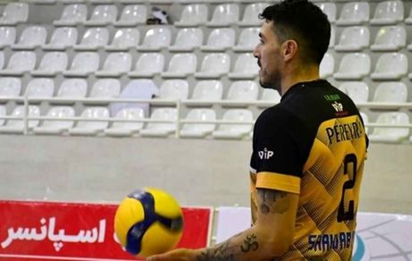 حرکت عجیب بازیکن آرژانتینی در لیگ برتر والیبال ایران