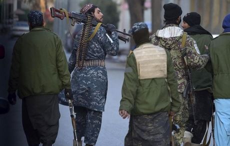 طالبان، ۱۰۰ نیروی امنیتی دولت پیشین افغانستان را کشته است