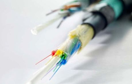 زیرساخت لازم برای راه‌اندازی ۲۰ میلیون پورت فیبر نوری انجام شد