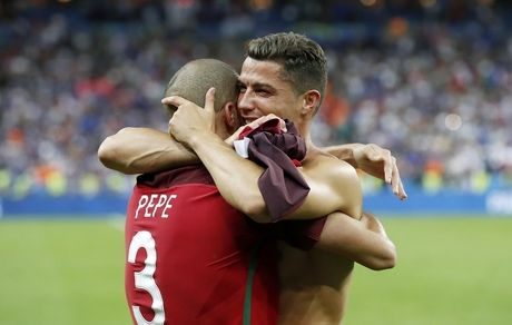 اولین دخالت رونالدو در تیم النصر: په‌په را جذب کنید