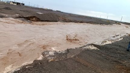 بسته شدن راه ارتباطی ۶ روستای نرماشیر بدلیل سیل