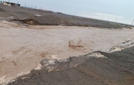 بسته شدن راه ارتباطی ۶ روستای نرماشیر بدلیل سیل
