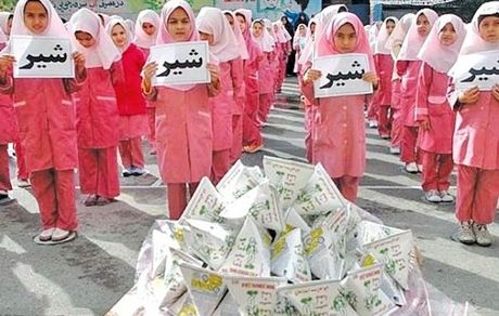 سرانه مصرف "شیر" دانش آموزان؛ هر ۳ روز، یک لیوان