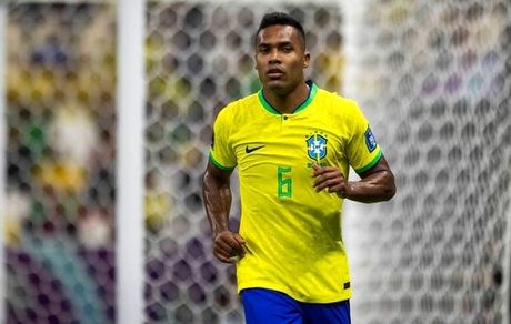 غیبت دانیلو، ساندرو و نیمار در دیدار برزیل با کامرون