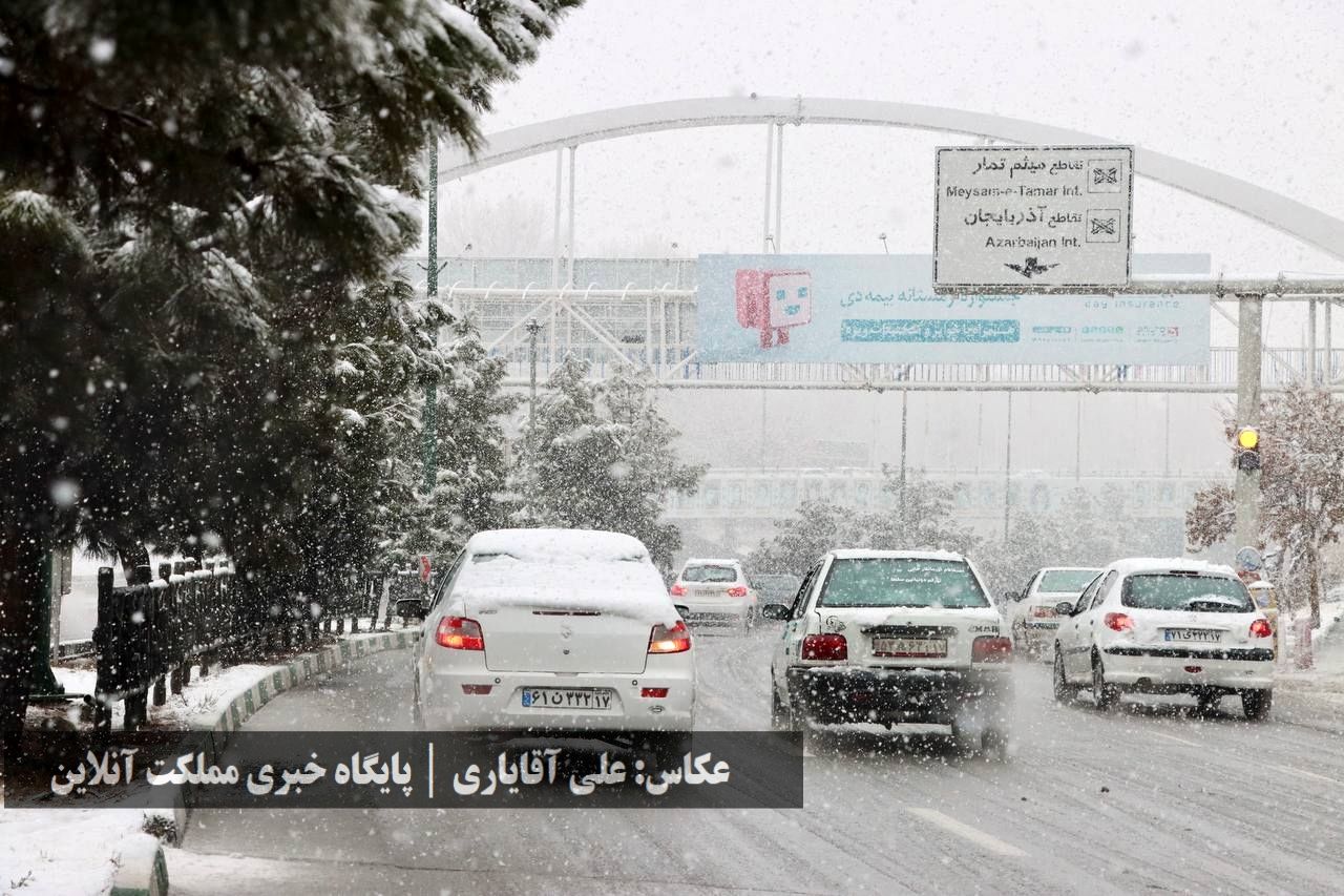 طراوت زمستانی ارومیه با اولین برف سال