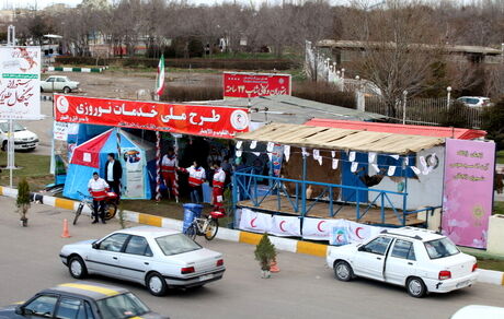ارائه خدمات امدادی و بشردوستانه تیم های سحاب هلال احمر به ۱۳۰ هزار گردشگر
