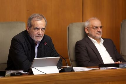 رئیس جمهور: با محیط زیست برخورد خشنی شود، طبیعت با ما خشن برخورد می‌کند