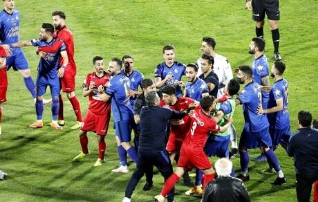 شهرآورد سرخابی‌ها سردترین دربی جهان + آمار