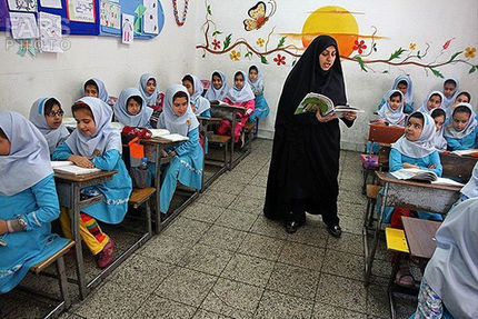 پیگیری جدی برای حل مغایرت های قانونی اجرای «فوق العاده ویژه معلمان»