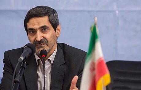 معاون وزارت صمت: تا پایان سال ۹۰ هزار خودرو وارد می‌شود / مشکلی بابت واردات خودروی کره‌ای نداریم