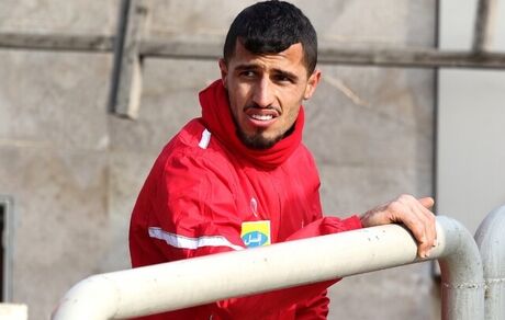 علیپور: پیشنهاد ١٠ میلیاردی من به پرسپولیس؟ صحت ندارد