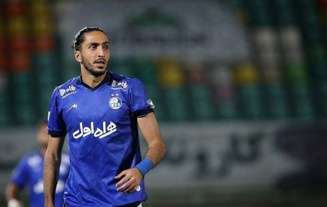 مدافع اخراجی استقلال به سپاهان پیوست