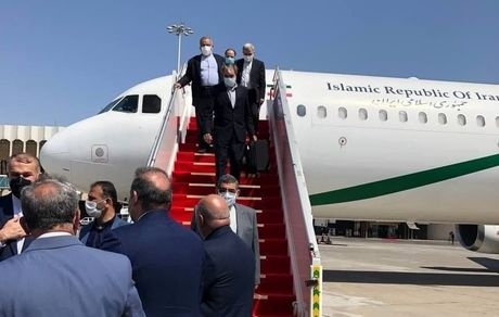 ورود وزیر خارجه کشورمان به بغداد برای شرکت در اجلاس همکاری و مشارکت عراق