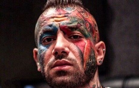 لغو کنسرت خواننده جنجالی بدلیل توهین به زنان ایرانی