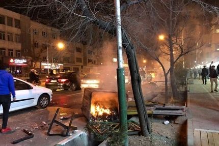 افراد لیدر اغتشاشگر تا تکمیل پرونده و ارائه به مرجع قضایی در بازداشت می‌مانند