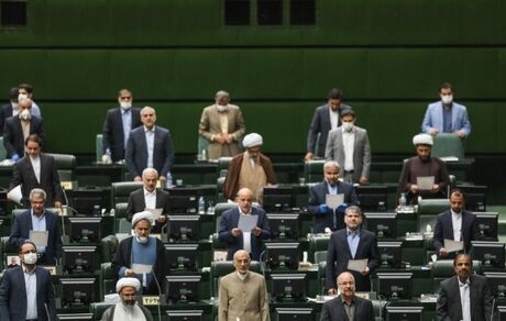 طرح مستقل شدن سازمان بورس در دست تدوین/ تحقیق و تفحص از بورس کلید خورد