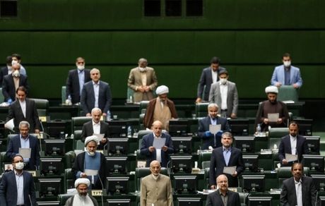 طرح مستقل شدن سازمان بورس در دست تدوین/ تحقیق و تفحص از بورس کلید خورد