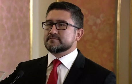 وزیر حمل و نقل دولت پرو بدلیل فساد برکنار شد