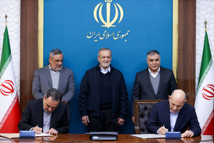 اعلام ​جزئیات قراردادهای ۲.۵ میلیارد دلاری خرید تضمینی خدمات حفاری و خرید خدمات فرآورشی نفت خام