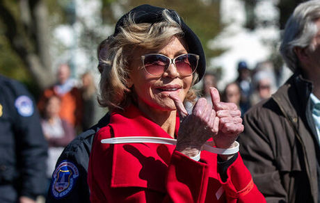 بازداشت دوباره جین فوندا / این‌بار یک بازیگر مرد هم دستگیر شد