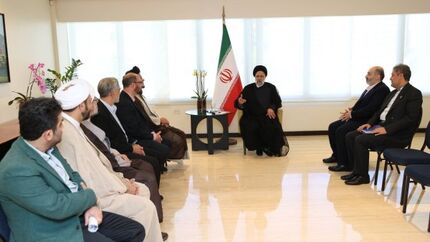 دیدار برخی اعضای تشکل‌های اسلامی و فرهنگی ونزوئلا با رئیس جمهور کشورمان