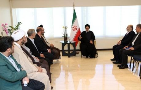 دیدار برخی اعضای تشکل‌های اسلامی و فرهنگی ونزوئلا با رئیس جمهور کشورمان