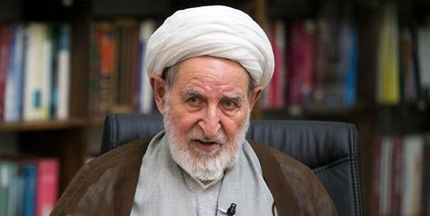 
بیانیه جامعه مدرسین با امضای آیت الله یزدی: همزمان با ایام اربعین، شاهد بی‌مبالاتی‌ها در قالب سوق دادن بانوان به ورزشگاه‌های آقایان بودیم