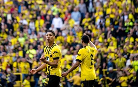 دورتموند با یک برد پرگل در تعقیب بایرن مونیخ ماند