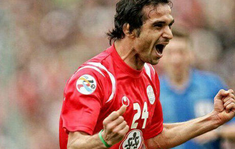 تقابل پرسپولیس و الشارجه؛ به یاد هادی نوروزی