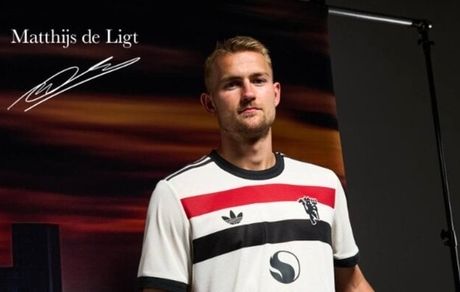 منچستر یونایتد دو بازیکن جدید گرفت