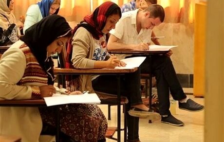انتقاد از بوروکراسی اداری پیچیده در جذب دانشجویان خارجی