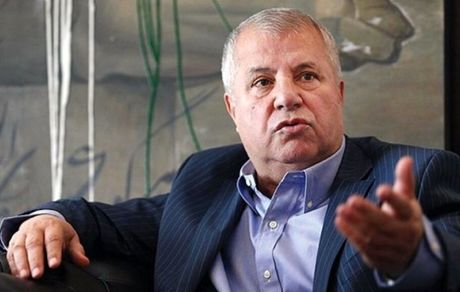 علی پروین: هیچ کسی را سفارش نکرده‌ام / بازیکن پولش را می‌گیرد، فحشش را من می‌خورم