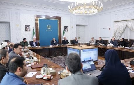 رئیس جمهور: در مدرسه می‌توان، شیوه بحث‌ کردن، ارائه دادن و حتی نقد کردن را به دانش‌آموزان آموخت