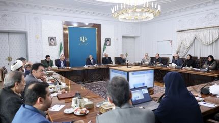 رئیس جمهور: در مدرسه می‌توان، شیوه بحث‌ کردن، ارائه دادن و حتی نقد کردن را به دانش‌آموزان آموخت