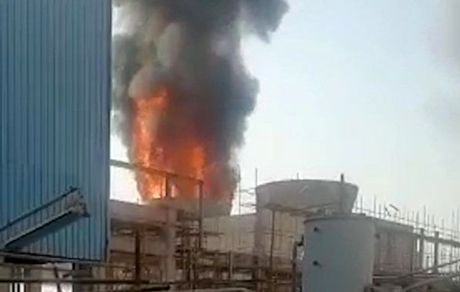 انبار ضایعات پتروشیمی مارون در بندر ماهشهر آتش گرفت