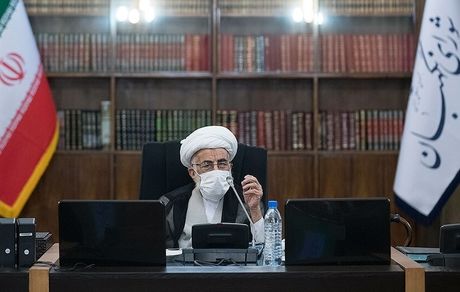 دنیا باید از جمهوری اسلامی ایران الگو بگیرد/حاکمان آمریکا به فکر منافع شخصی و جناحی خود هستند